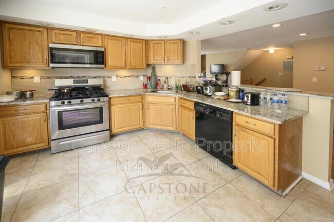 Photo - 40 Cornerstone Ln