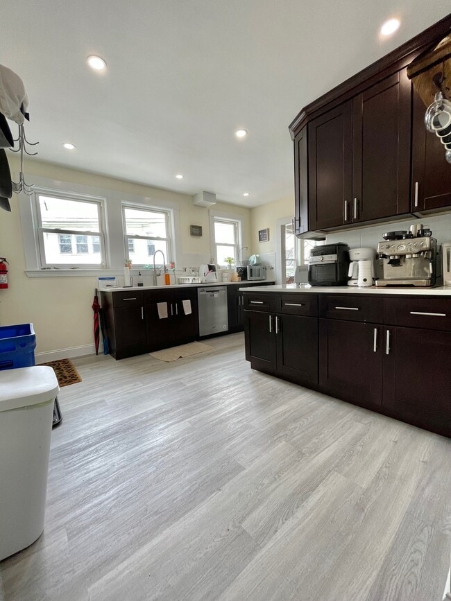 Photo - 43 Nottinghill Rd Unit 1