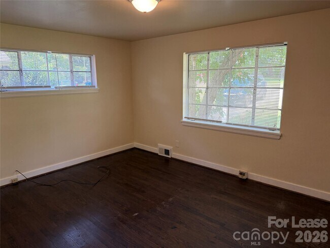 Photo - 2642 Arnold Dr