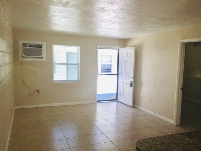 Photo - 7 Circle Ave Unit A