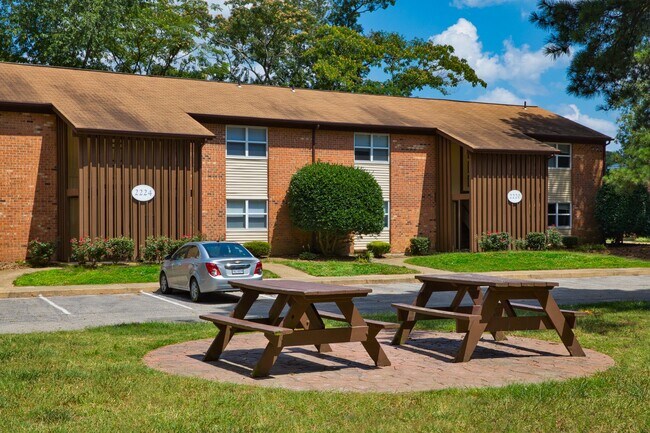 Vantage Apartments