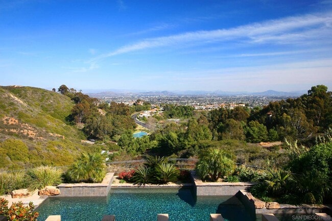 Photo - 6717 La Jolla Scenic S Dr