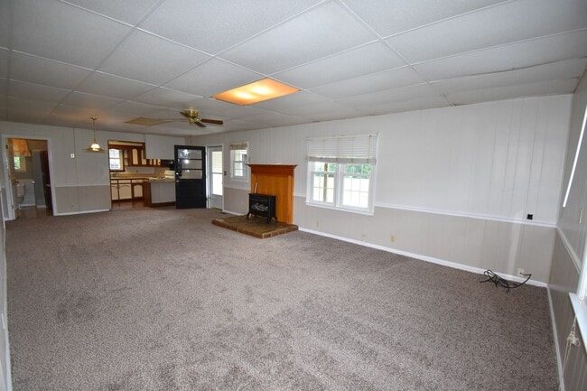 Photo - 2 Bedroom Home For Rent in The County!
