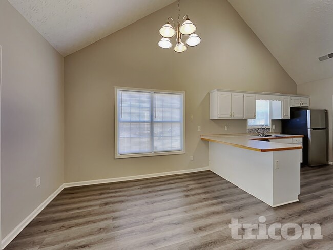 Photo - 70 Home Pl Dr