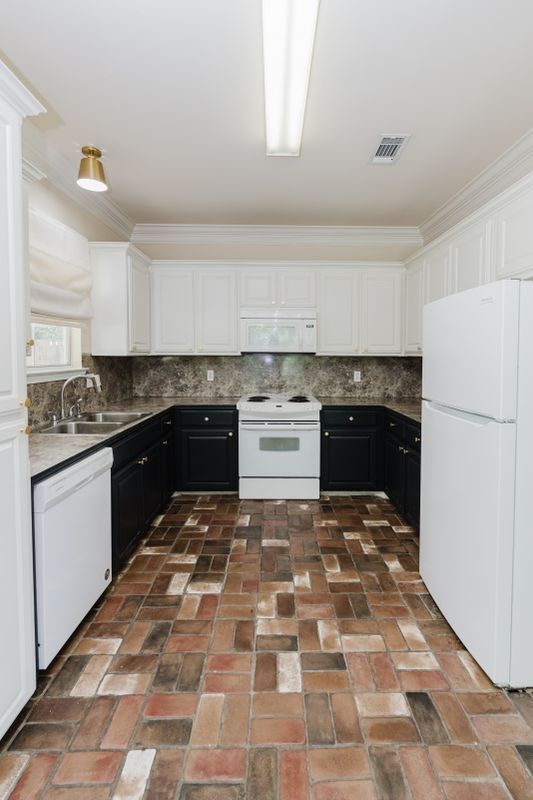 Photo - 38494 Ruby Dr