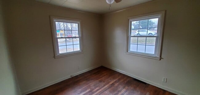 Photo - 3 Bedroom 1 Bathroom House!