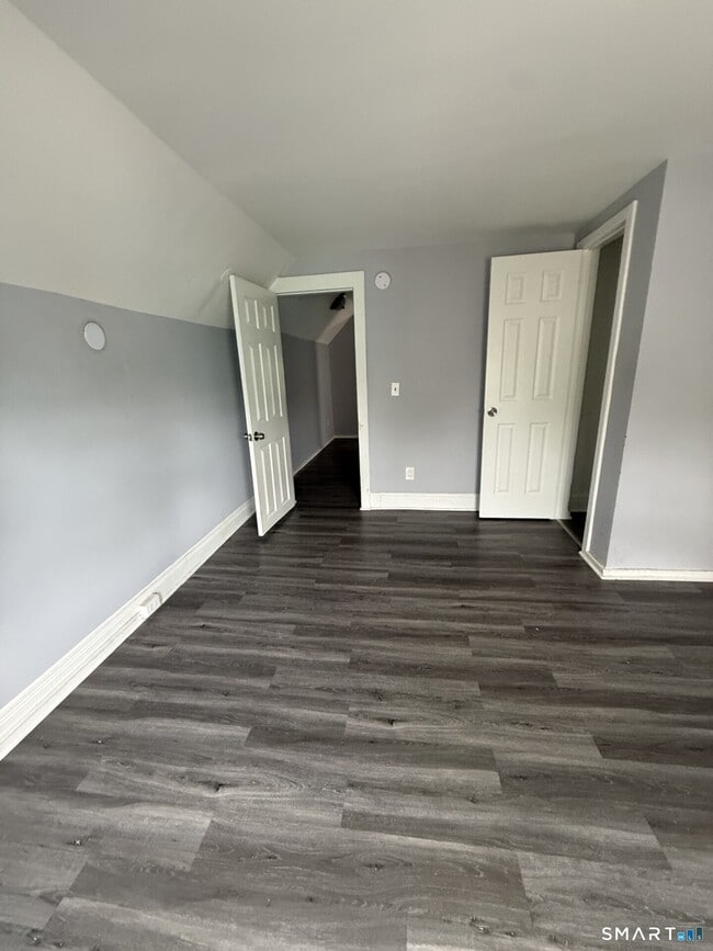 Photo - 165 Starr St Unit 2nd Floor
