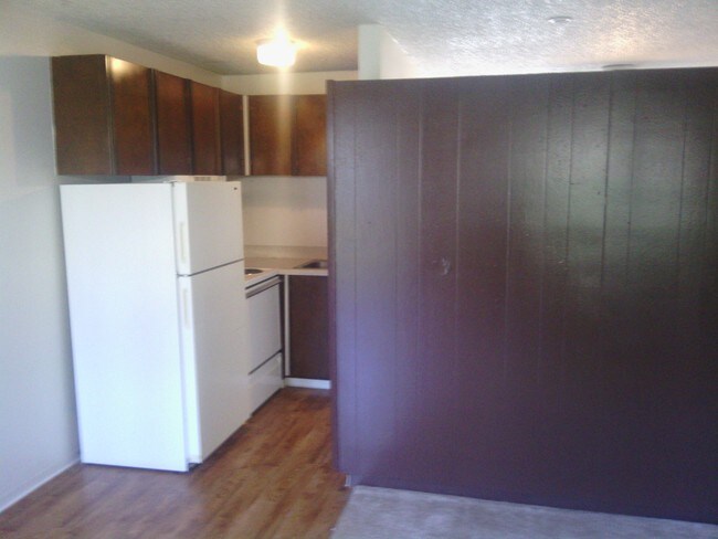 Photo - Firs Apartments