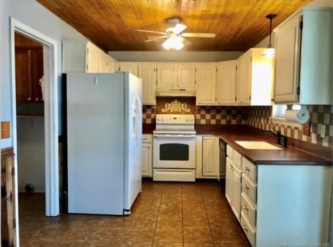 Photo - 5444 Woodland Rd