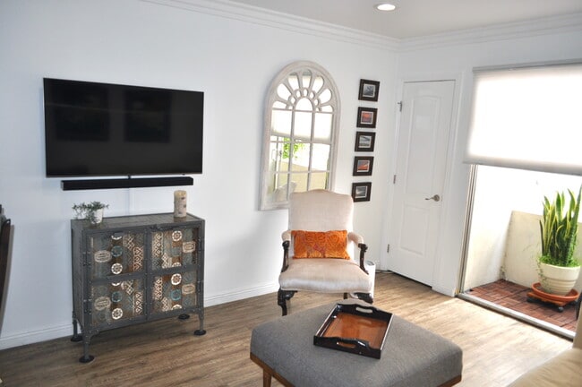 Photo - 1600 Ardmore Ave Unit 219