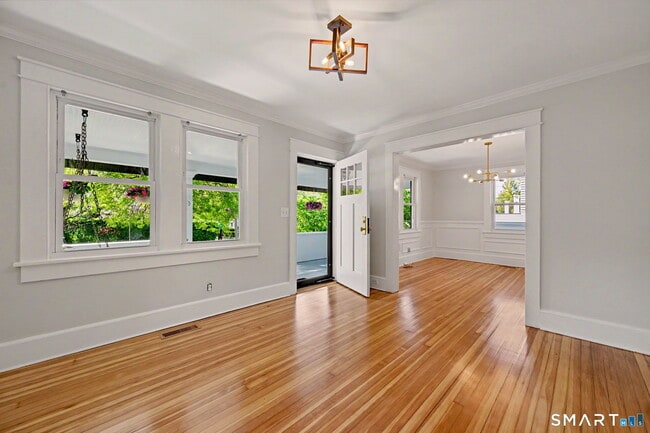 Photo - 4 Highview Ave
