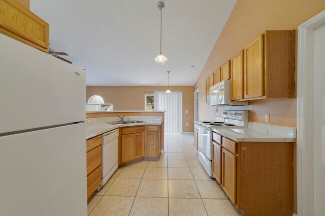 Photo - 1907 Manatee Dr