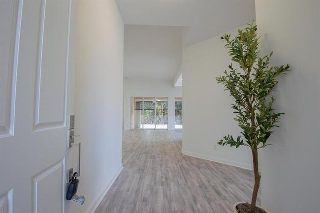 Photo - 7046 Fish Creek Ln