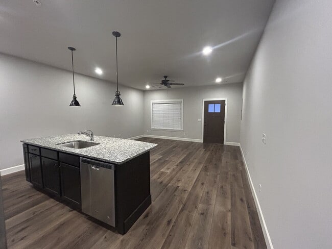 Photo - 1 BD 1 BA CONDO AVAILABLE AT PEACEFUL CYPRESS RIDGE LOCATION