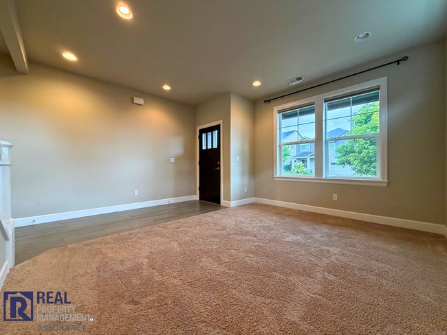 Photo - 15584 SW Thrush Ln