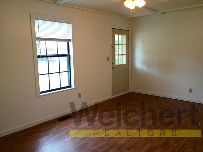Photo - Cozy 2 Bed, 1 Bath Home