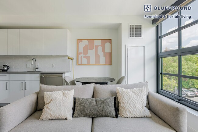 Photo - 89 E Dedham St Unit SI FL3-ID1198