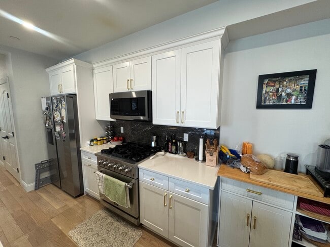 Photo - 137 Falcon St Unit 3