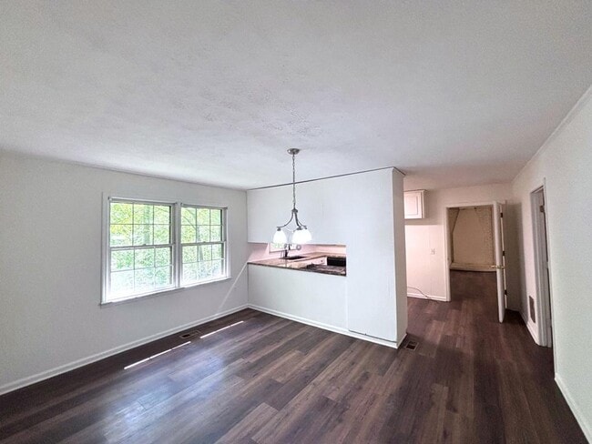 Photo - 3545 Gilleland Ext