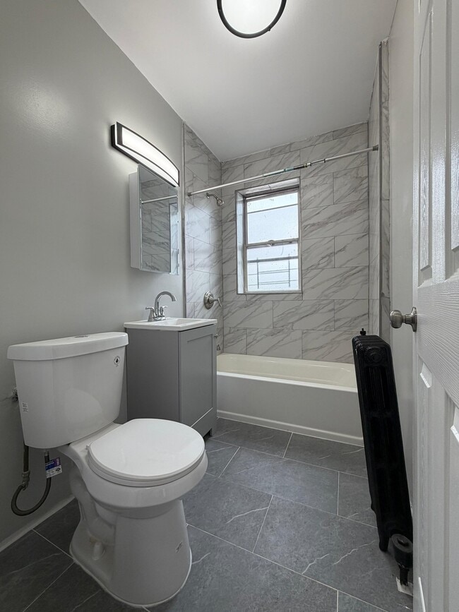 Photo - 645 Summer Ave