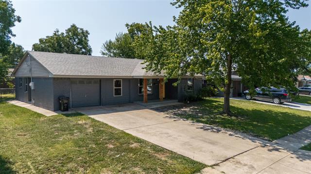 Building Photo - 2628 Belhaven Dr