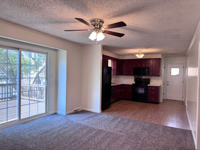 Photo - Must see!! 3BD/3BA Fully Finished Basement and Corner Lot!!