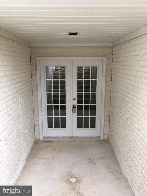 Building Photo - 2827 Slingerland Dr Unit BASEMENT