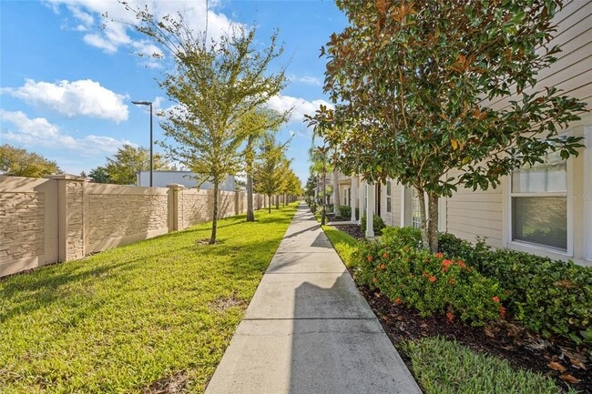 Photo - 8945 Shine Dr