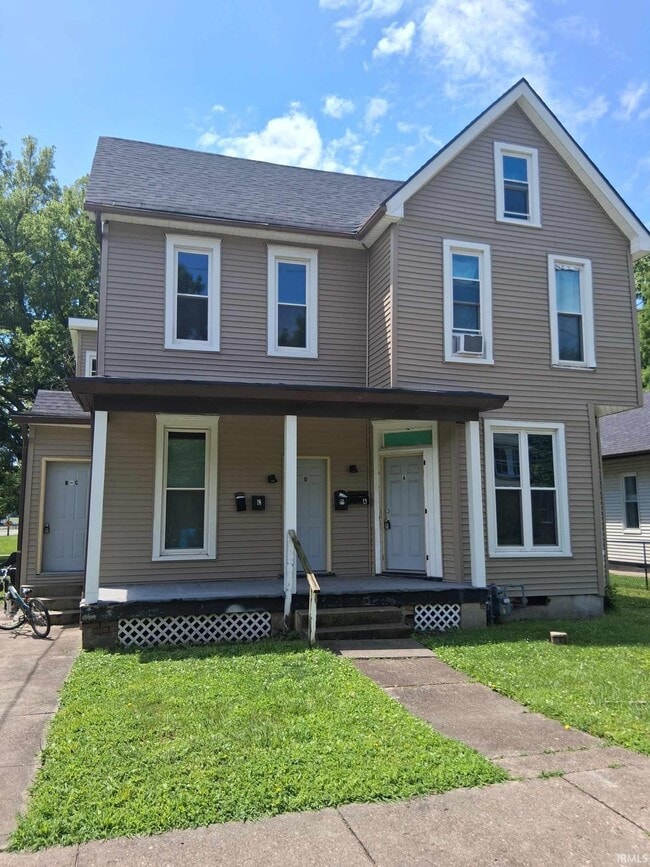 Photo - 125 E Riverside Dr Townhome