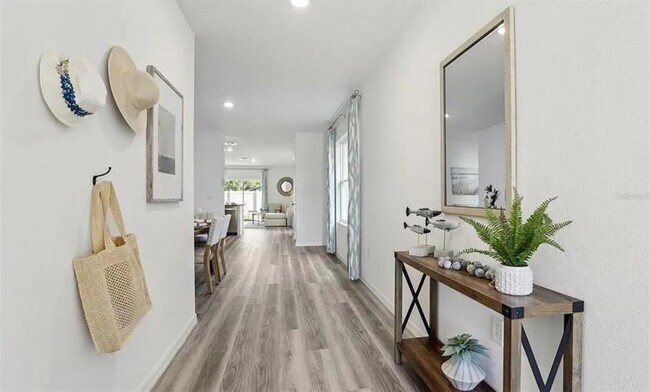 Photo - 32528 Weathered Oak Dr