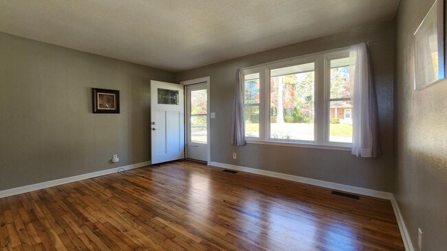 60 Elm Bend Rd