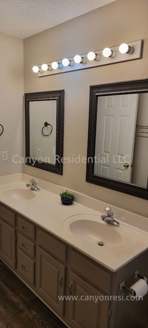 Photo - 2127 Morris Hill Rd