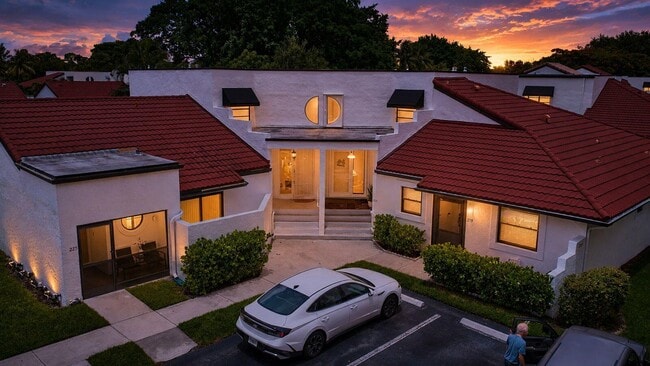 Photo - 223 NW 36th Ave