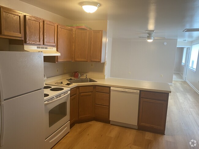 Building Photo - 12826 Fitzwater Dr Unit Apt2