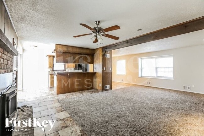 9021 E 90 Terrace