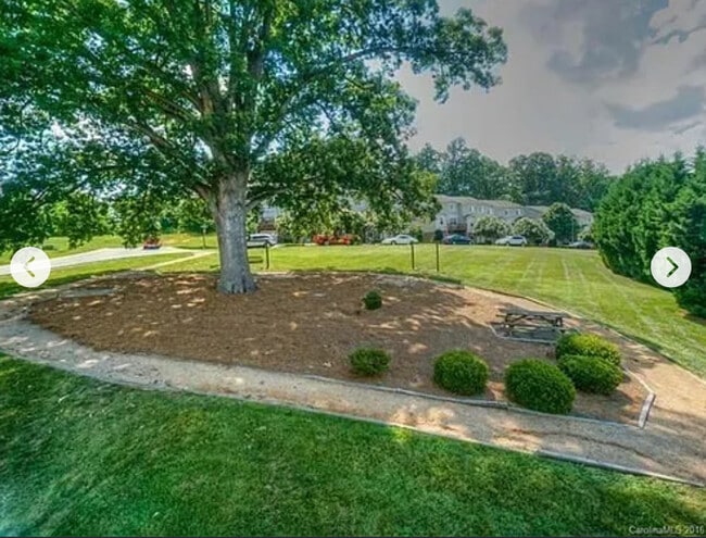 Photo - 107 Forest Ridge Rd