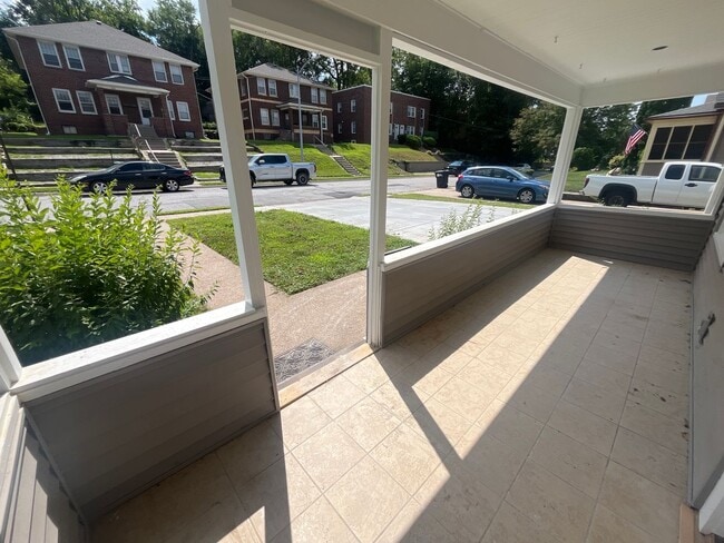 Photo - 4BR House in Midtown