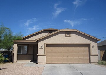Stunning 3 BR 2 BA Single Story Home! Vaul... - Stunning 3 BR 2 BA Single Story Home! Vaul...