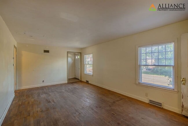 Photo - 1857 Anderson Ave Unidad 1857