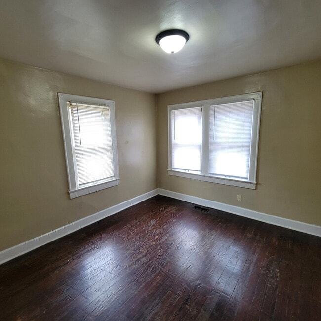 Photo - Near East 3BR/1BA House ready to LEASE!