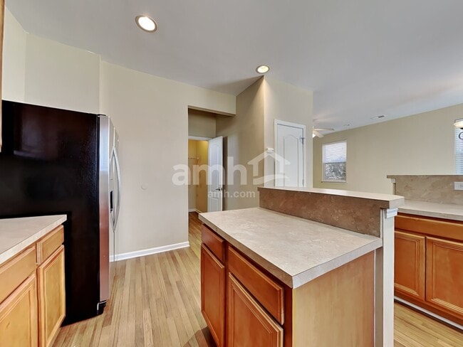 Photo - 141 Chemistry Cir