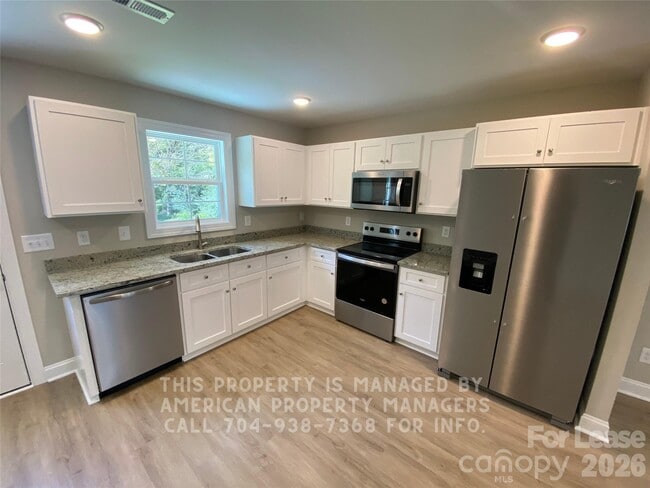 Photo - 2701 Vale Ave