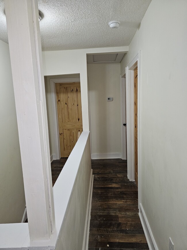 Upstairs hallway - 389 Mingo St Townhome