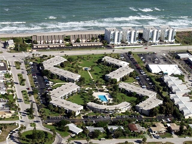 Shore View Apartments