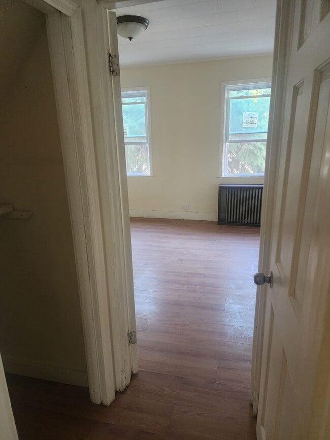 Photo - 45 Linden St Unit 2nd Fl