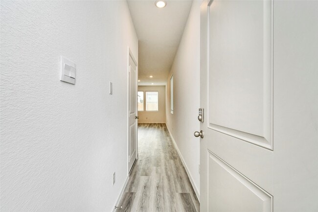 Photo - 7534 Linda Lk Ct