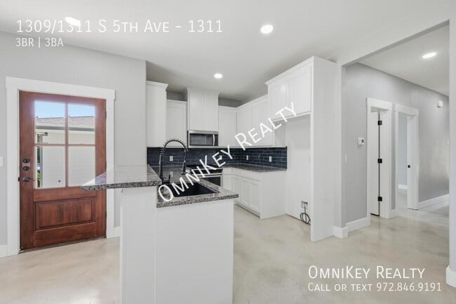 Photo - 1309/1311 S 5th Ave-1311 Unit 1311