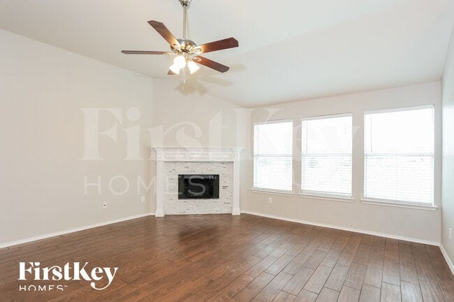 Photo - 5033 Charisma Dr