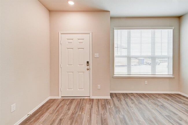 Photo - 11938 Amber Oak Wy