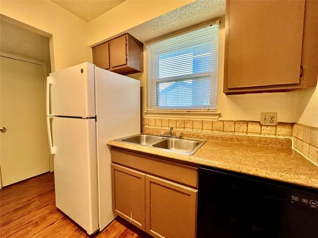 Building Photo - 410 Bryan St Unit 14 Rental
